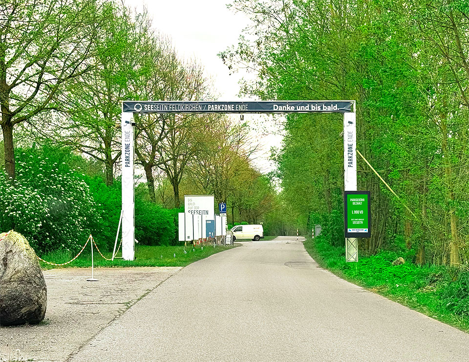Ausfahrt west Parkgebühr offen